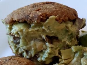 Arepa de Chicharón rellenas - quearepas
