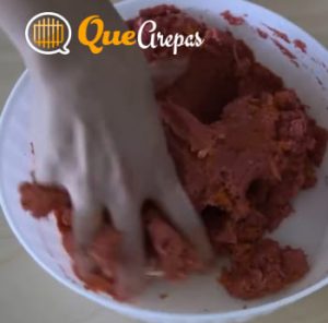 Amasar bien - Arepa de Zanahoria y remolacha - quearepas.com