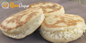 Arepas Andinas con queso - quearepas.com