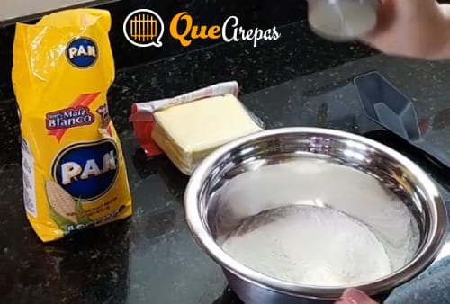 Ingredients for Arepas with cheese - quearepas.com