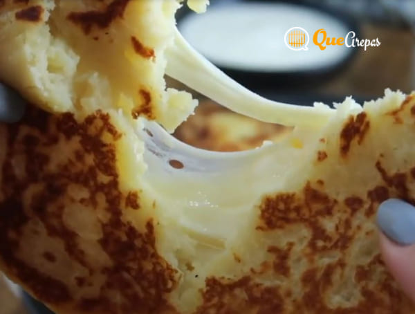 Potato and cheese arepa - quearepas.com
