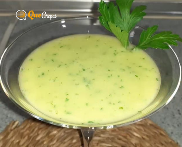 Parsley and garlic sauce without mayonnaise - quearepas.com