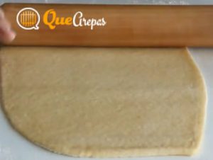 Rolling pin and dough - quearepas.com