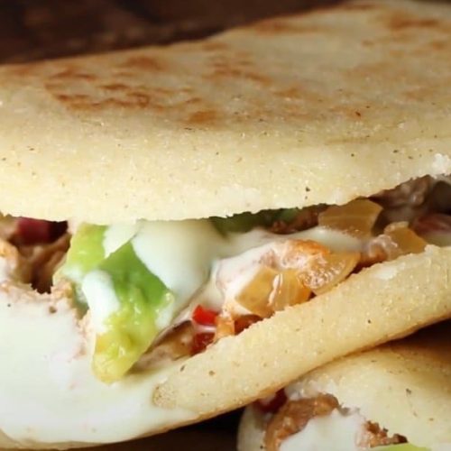 Vegan Arepas with Vegetable Meat Filling - quearepas.com